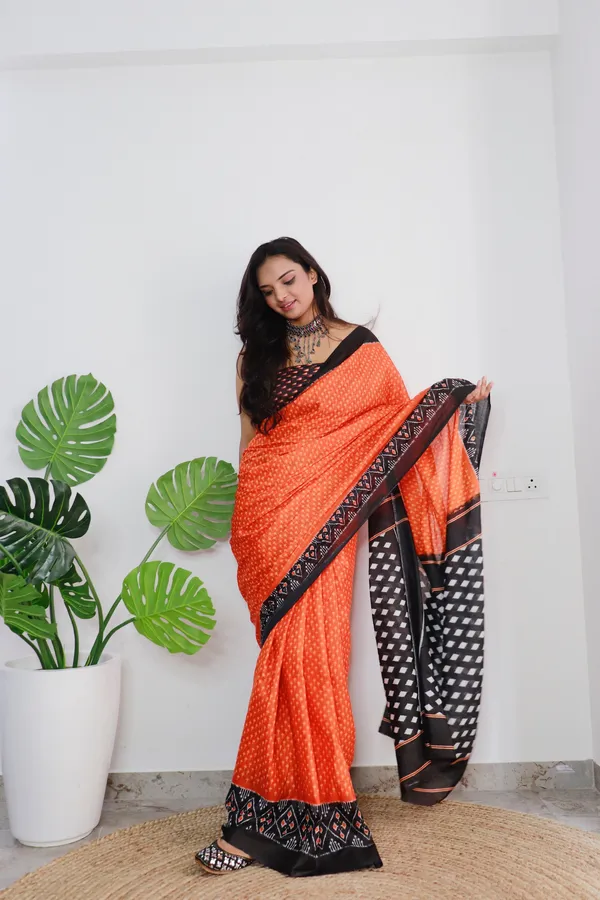 HANDICRAFT_WOMEN'S_Ikkat_PRINT_PURE_SOFT_COTTON_SAREE_WITH_BLOUSE_PIECE_With_Blouse_Piece